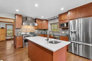 116 Dorothy Ln, Pickens, SC 29671 - Photo 11