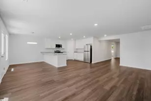 414 Kensington Cir, Seneca, SC 29672 - Photo 5