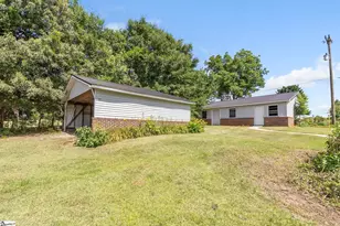 107 Carriage Ln, Simpsonville, SC 29681 - Photo 29