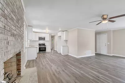 107 Carriage Lane, Simpsonville, SC 29681 - Photo 7