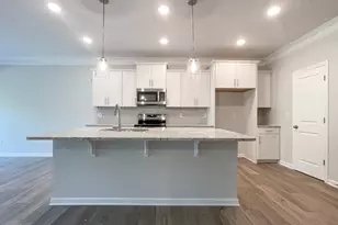 518 Pennystone Ln, Simpsonville, SC 29681 - Photo 3