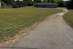 135 Lowe Rd, Piedmont, SC 29673 - Photo 41