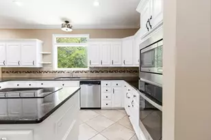 318 Ashwick Ct, Spartanburg, SC 29301 - Photo 11