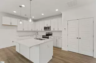 601 Columbus Cir, Simpsonville, SC 29680 - Photo 7