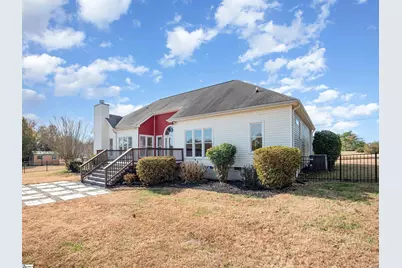 1611 Scuffletown Road, Fountain Inn, SC 29644 - Photo 5