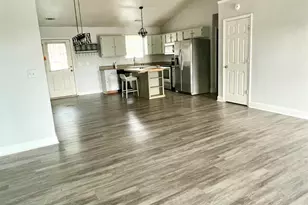 301 Daytona Ln, Piedmont, SC 29673 - Photo 5