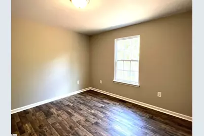 6221 Moorefield Memorial Highway, Liberty, SC 29657 - Photo 9