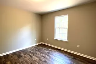 6221 Moorefield Memorial Hwy, Liberty, SC 29657 - Photo 9