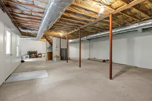 208 W Durham St, Landrum, SC 29356 - Photo 29