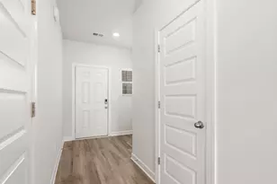 122 Arrow Ct, Greer, SC 29651 - Photo 3