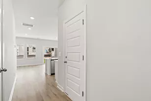 122 Arrow Ct, Greer, SC 29651 - Photo 5