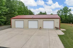 530 Hulon Howard Rd, Landrum, SC 26365 - Photo 37