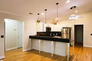 424 Shore Line Dr, Anderson, SC 29626 - Photo 5