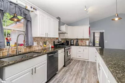 202 Forest Drive, Liberty, SC 29657 - Photo 11