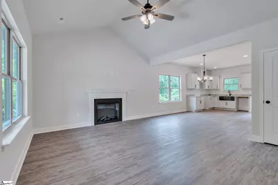 113 N Spencer Street, Duncan, SC 29334 - Photo 3