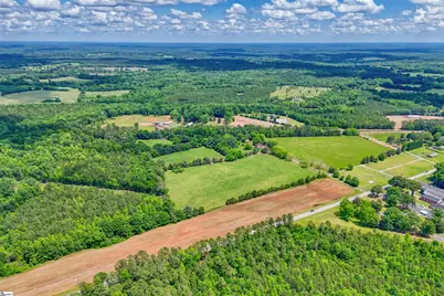 4961 221 Hwy S, Laurens, SC 29360 - Photo 3