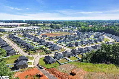 204 Hazelcroft Drive, Fountain Inn, SC 29644 - Photo 9