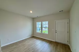 12073 Lansbury Dr, Inman, SC 29349 - Photo 5