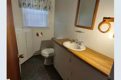 42 Reeves Avenue, Greenville, SC 29605 - Photo 9