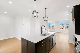 1305 Pendleton St, Greenville, SC 29611 - Photo 13