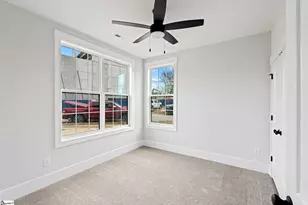 1305 Pendleton St, Greenville, SC 29611 - Photo 5