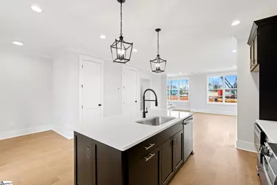 1305 Pendleton Street #Unit 18, Greenville, SC 29611 - Photo 13