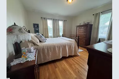 422 E Savannah Street, Calhoun Falls, SC 29628 - Photo 5