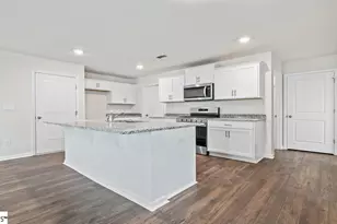 1943 Gracie Dr, Woodruff, SC 29388 - Photo 9