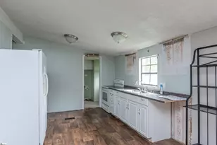 95 Madden Rd, Clinton, SC 29325 - Photo 9