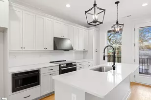 1305 Pendleton St, Greenville, SC 29611 - Photo 9