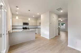 102 Denham Dr, Taylors, SC 29687 - Photo 5