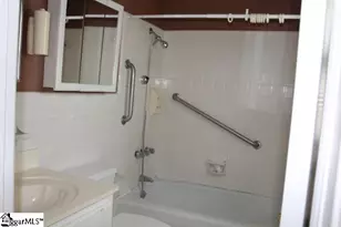 208 Skyland Dr, Clinton, SC 29325 - Photo 11