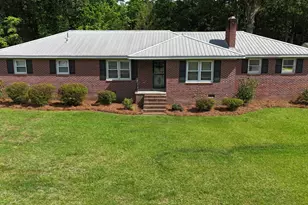 208 Skyland Dr, Clinton, SC 29325 - Photo 1