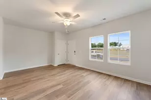 104 Denham Dr, Taylors, SC 29687 - Photo 3