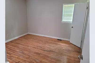 200 Lincoln Drive, Gaffney, SC 29341 - Photo 11