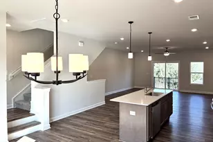 7 Pikewood Ln, Greenville, SC 29607 - Photo 5