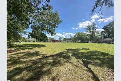 301 Arlington Road, Greer, SC 29651 - Photo 3