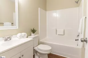 102 Heritage W Ct, Greenwood, SC 29646 - Photo 9