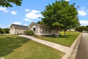 2 Hillview Dr, Greenville, SC 29615 - Photo 23