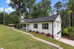 2 Hillbrook Rd, Taylors, SC 29687 - Photo 5