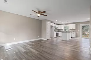 2 Hillbrook Rd, Taylors, SC 29687 - Photo 7