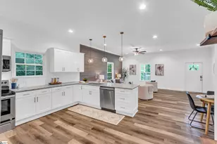 44 4th Ave, Greenville, SC 29611 - Photo 11