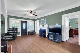 2100 Marchbanks Ave, Anderson, SC 29621 - Photo 9