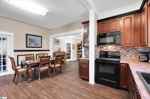 2100 Marchbanks Ave, Anderson, SC 29621 - Photo 15