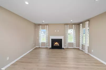 6010 Ives Avenue, Spartanburg, SC 29307 - Photo 3