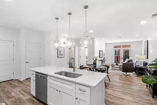 98 E McBee Ave., Greenville, SC 29601 - Photo 11