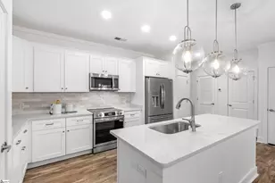 98 E McBee Ave., Greenville, SC 29601 - Photo 9