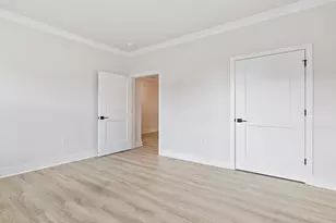 410 Fiery Rd, Greenville, SC 29607 - Photo 7