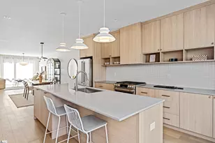 16 Nordic Ln, Greenville, SC 29609 - Photo 5