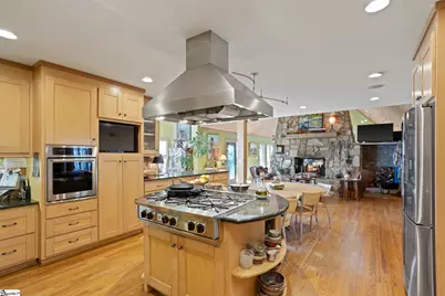 902 Altamont Road, Greenville, SC 29609 - Photo 9